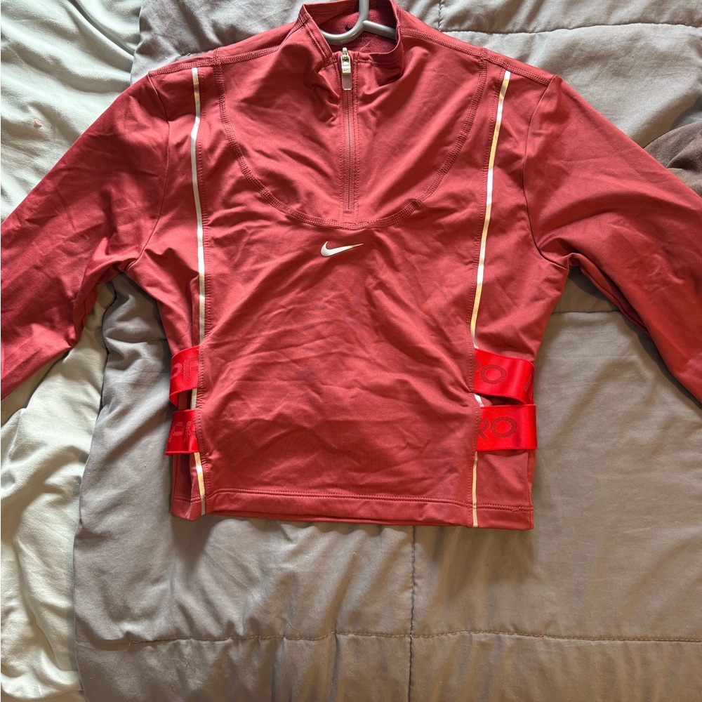 Nike Pro Warm Red Pullover